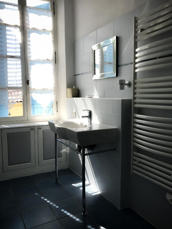 Le Petit Cochon Bed & Breakfast Valence-sur-Baise Bagian luar foto