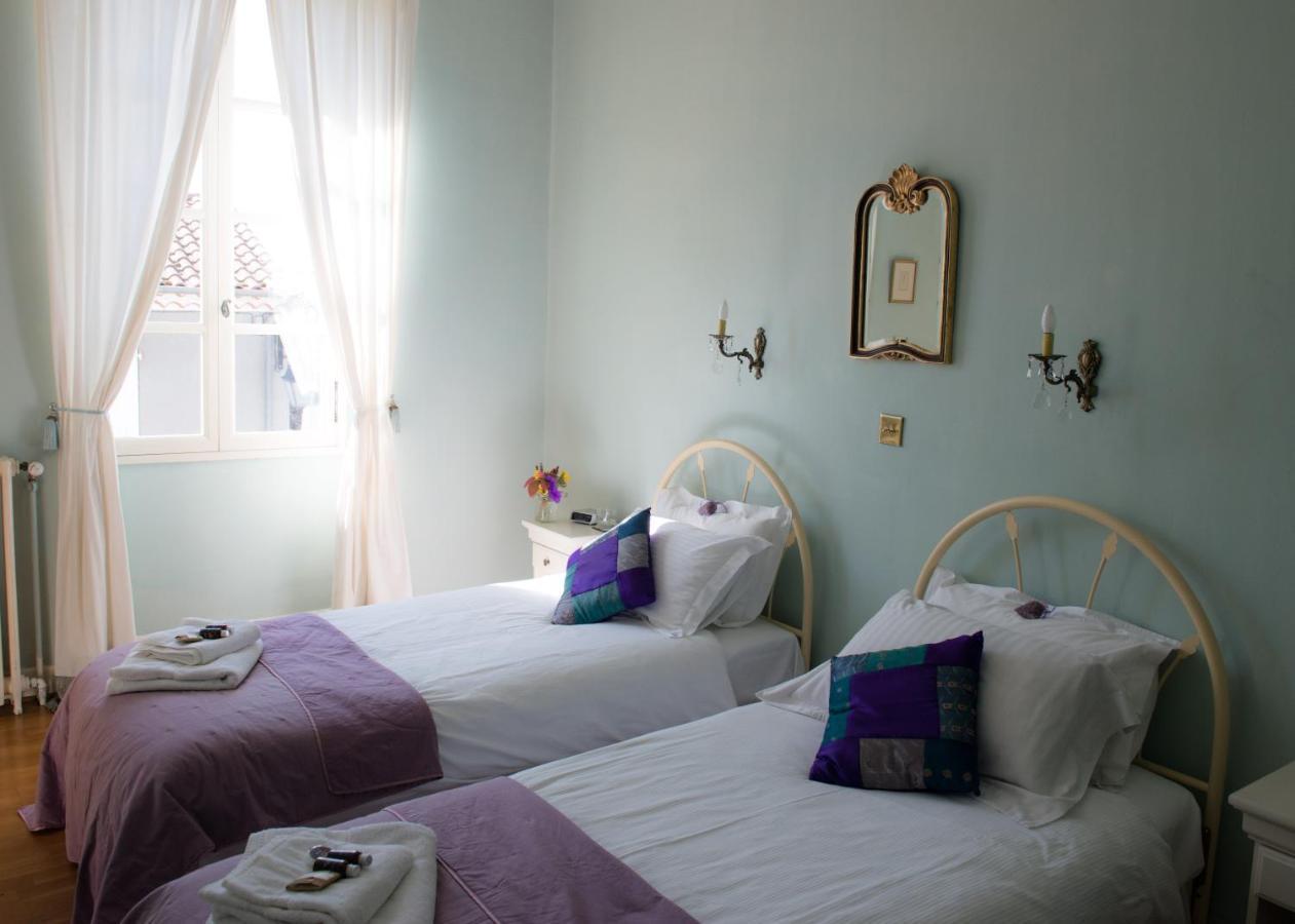Le Petit Cochon Bed & Breakfast Valence-sur-Baise Bagian luar foto