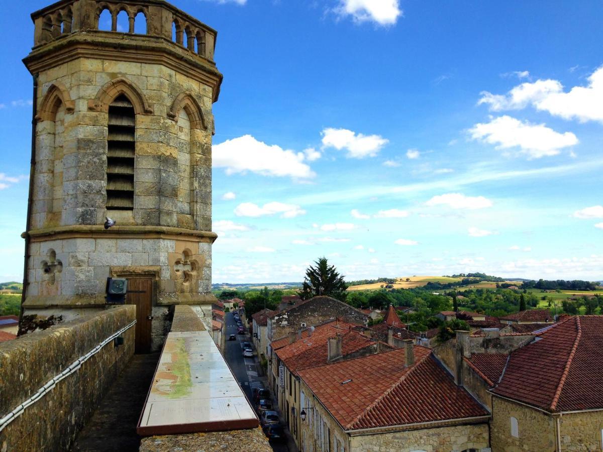 Le Petit Cochon Bed & Breakfast Valence-sur-Baise Bagian luar foto