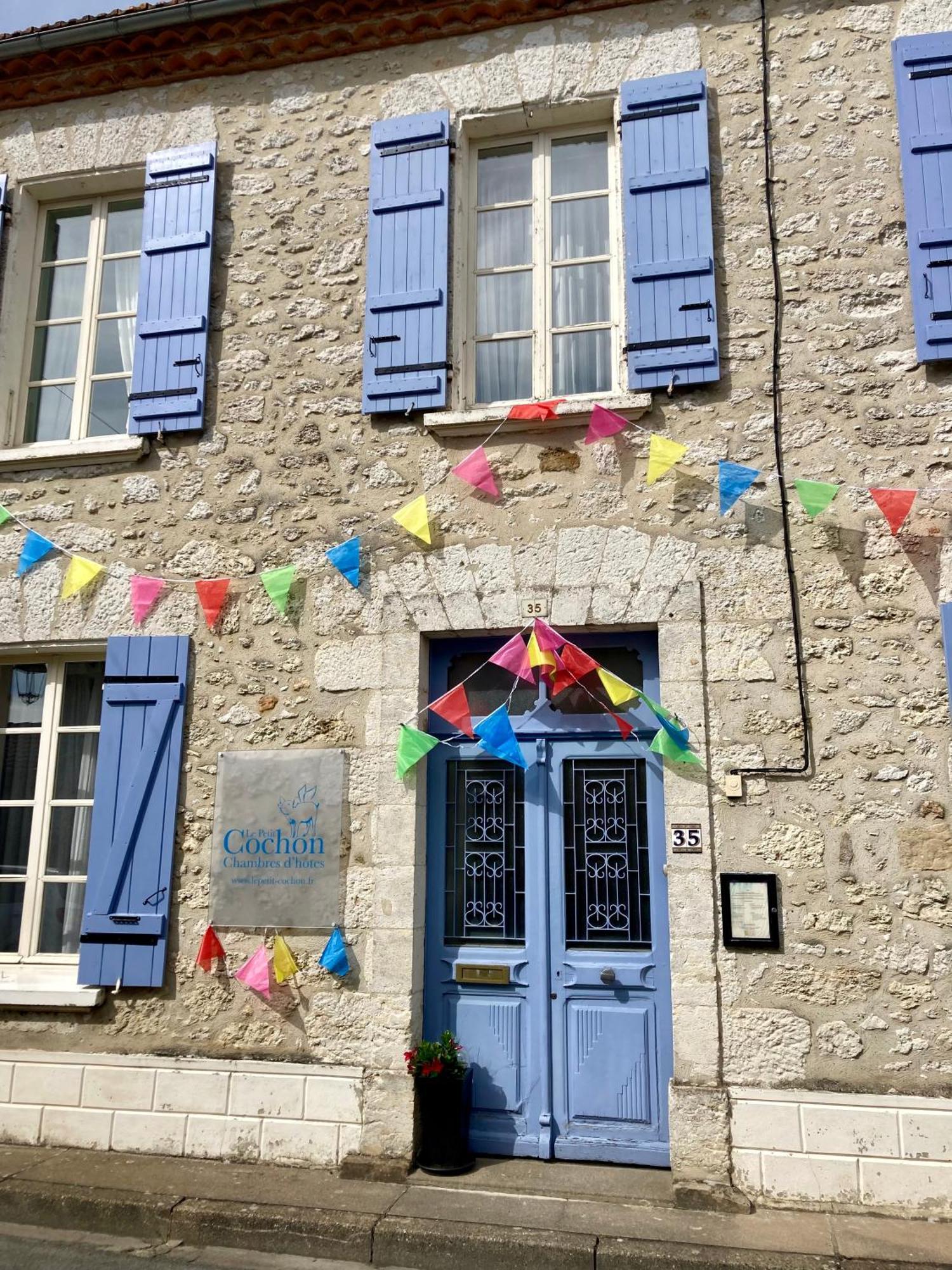 Le Petit Cochon Bed & Breakfast Valence-sur-Baise Bagian luar foto